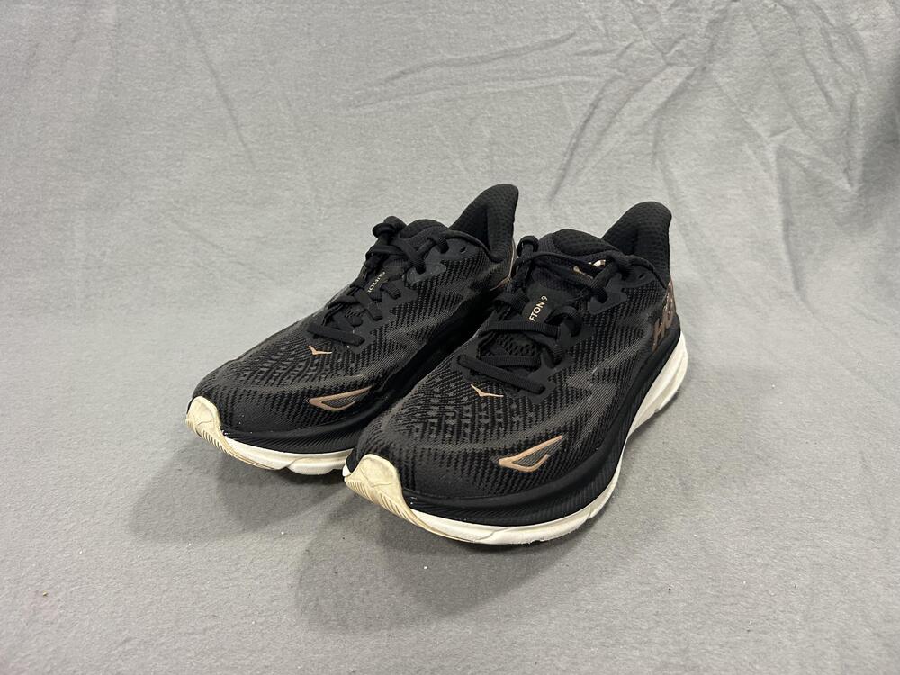 Hoka One One Clifton 9 Shoes Womens Size 8.5B Black Running Sneaker 1127896 BRGL